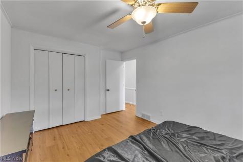 607 Castle Boulevard Akron OH 44313