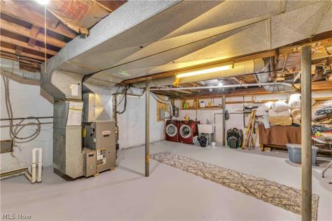 607 Castle Boulevard Akron OH 44313