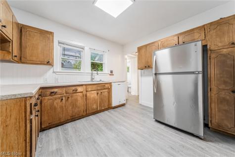20180 Hillcrest Drive Euclid OH 44117