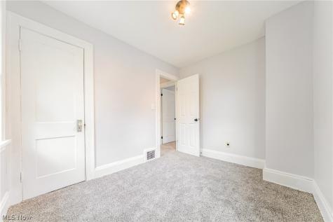 20180 Hillcrest Drive Euclid OH 44117