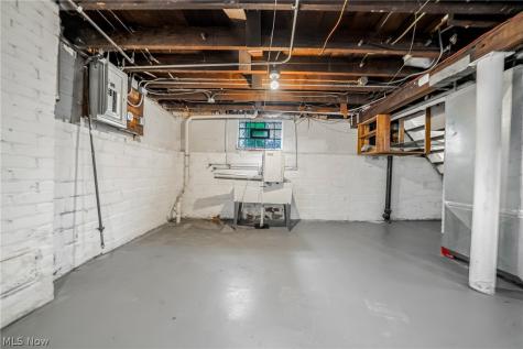 20180 Hillcrest Drive Euclid OH 44117