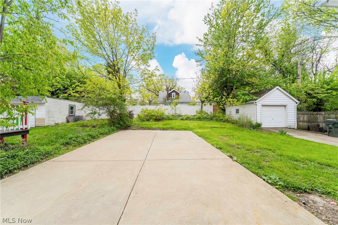 20180 Hillcrest Drive Euclid OH 44117
