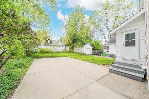 20180 Hillcrest Drive Euclid OH 44117