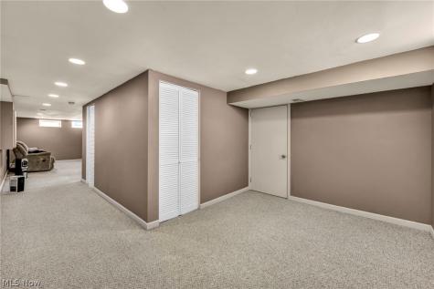4266 Grannis Road Fairview Park OH 44126
