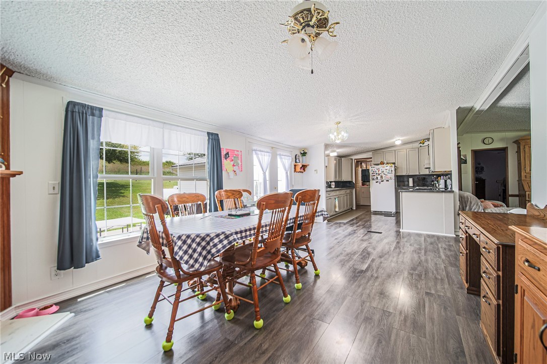 9182 Berry Road Kensington OH 43986