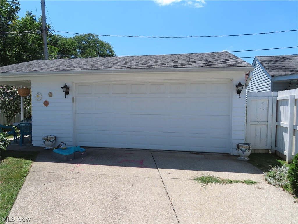 8515 Renwood Drive Parma OH 44129