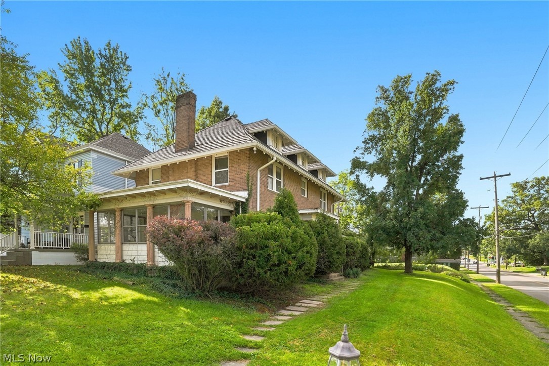 1272 Blue Avenue Zanesville OH 43701