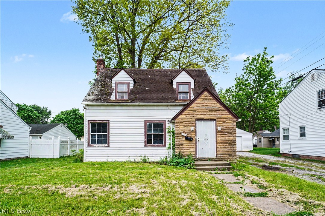 Akron OH, 1358 Peckham Street