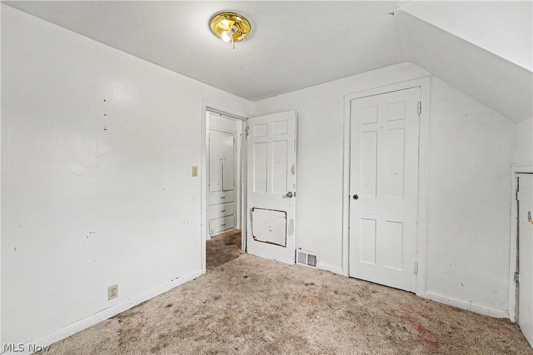 1358 Peckham Street Akron OH 44320