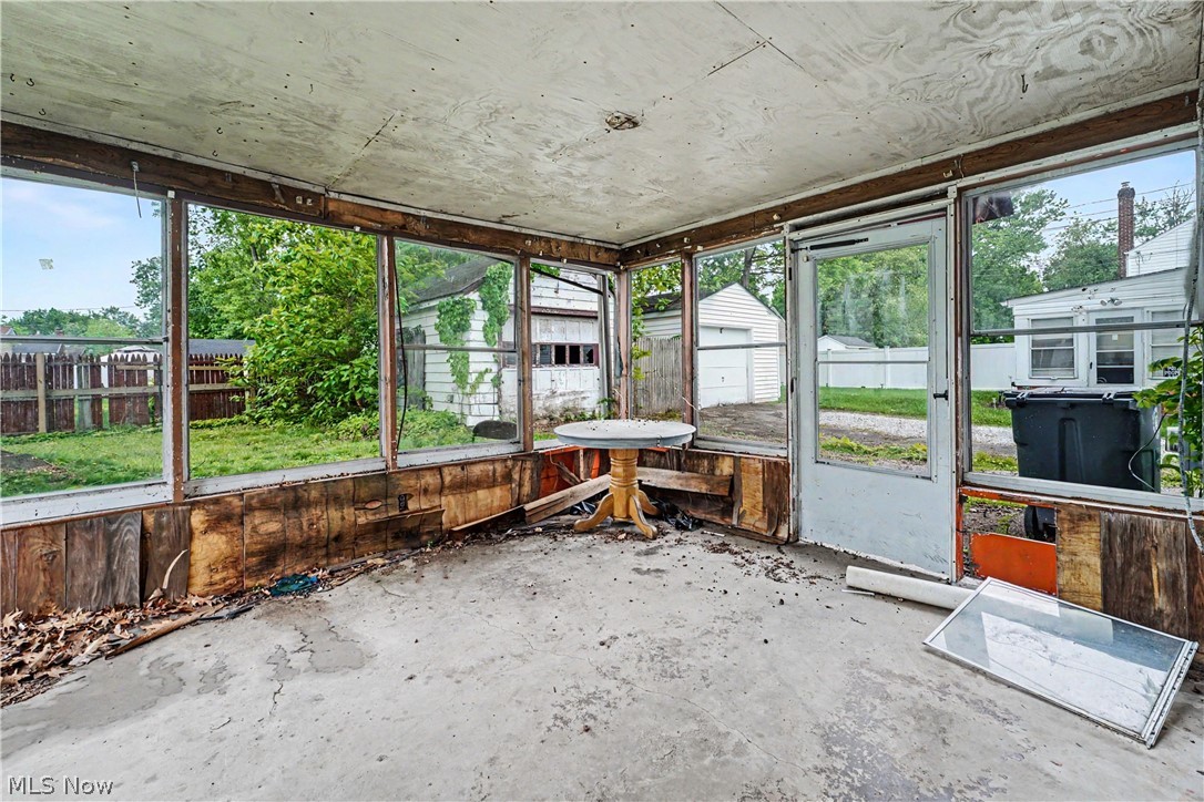 1358 Peckham Street Akron OH 44320