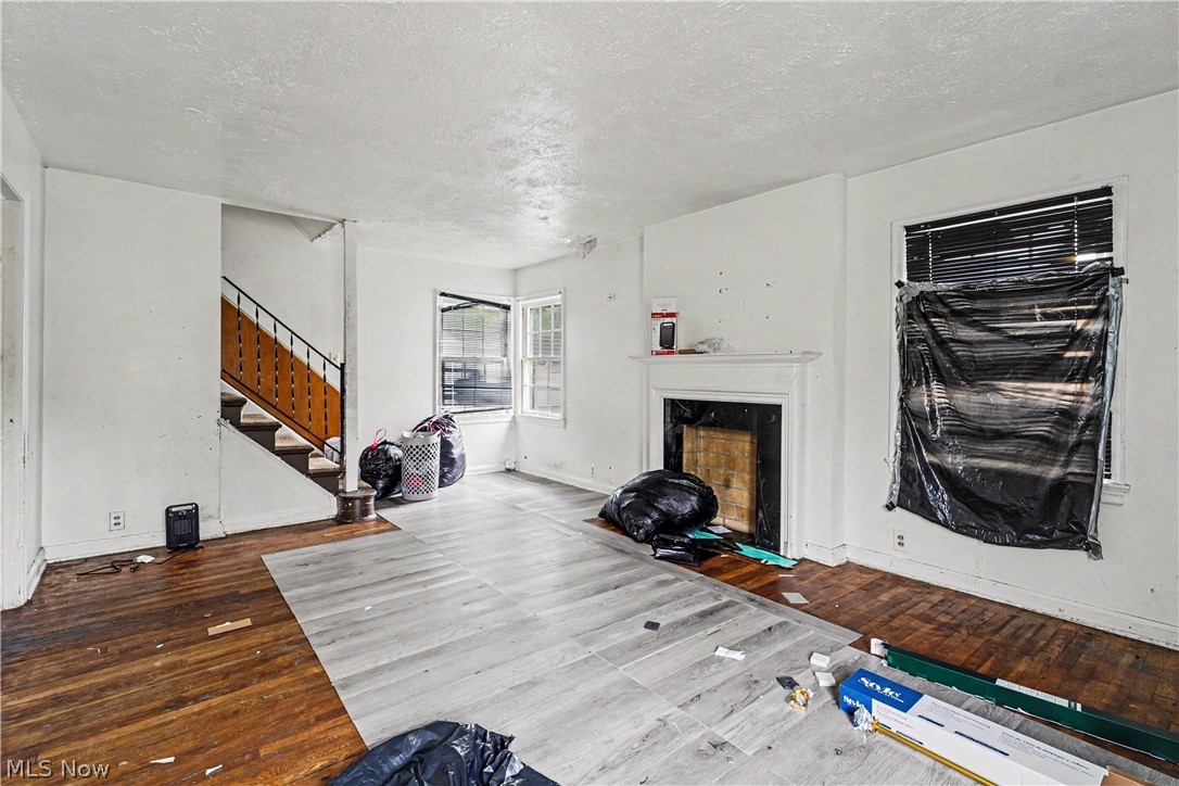 1358 Peckham Street Akron OH 44320