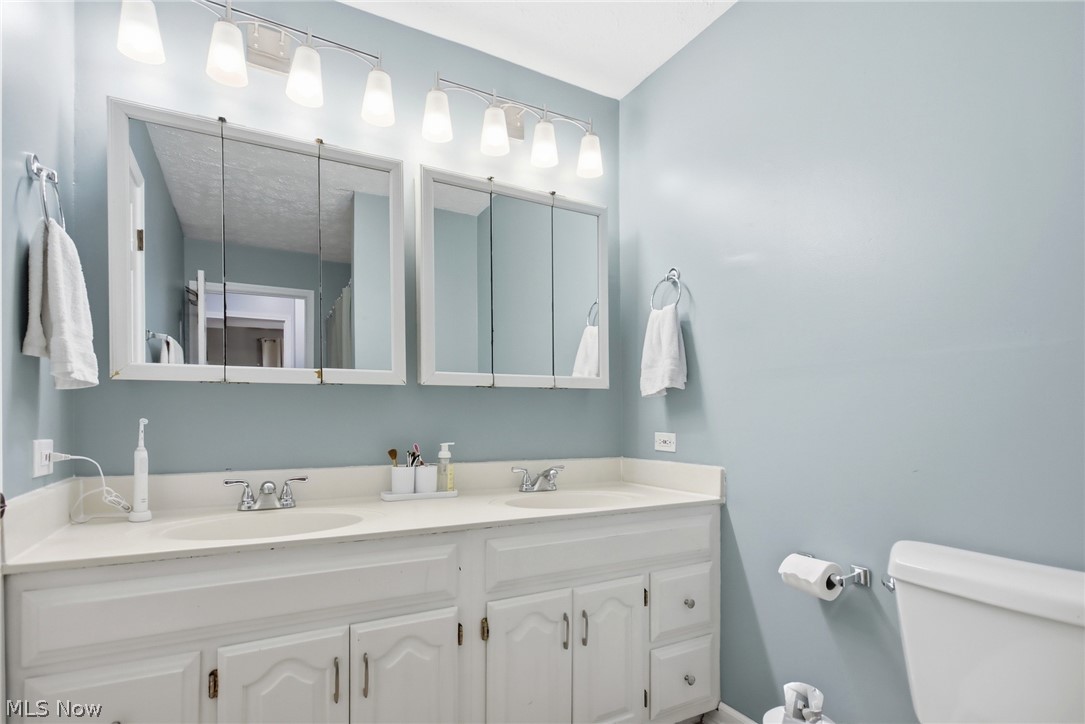 6562 Miller Drive North Ridgeville OH 44039