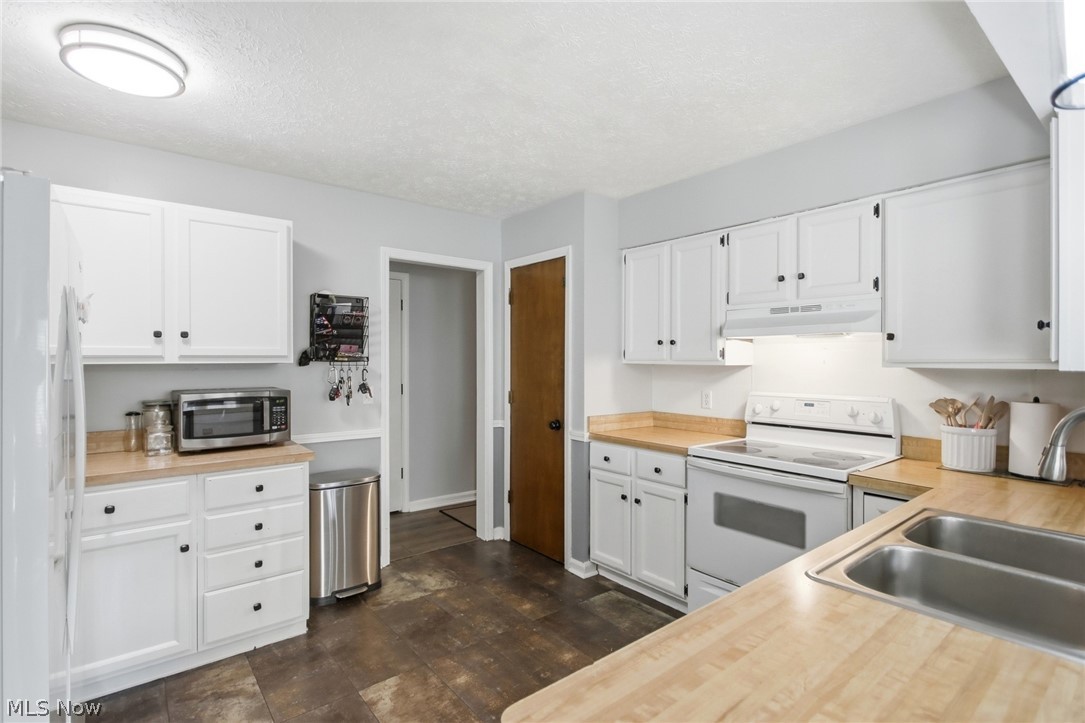 6562 Miller Drive North Ridgeville OH 44039