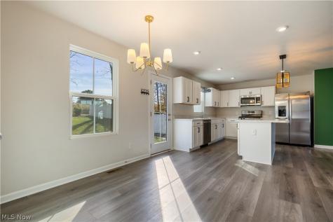 1860 Heron Creek Street NW Massillon OH 44647
