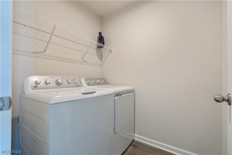 1860 Heron Creek Street NW Massillon OH 44647