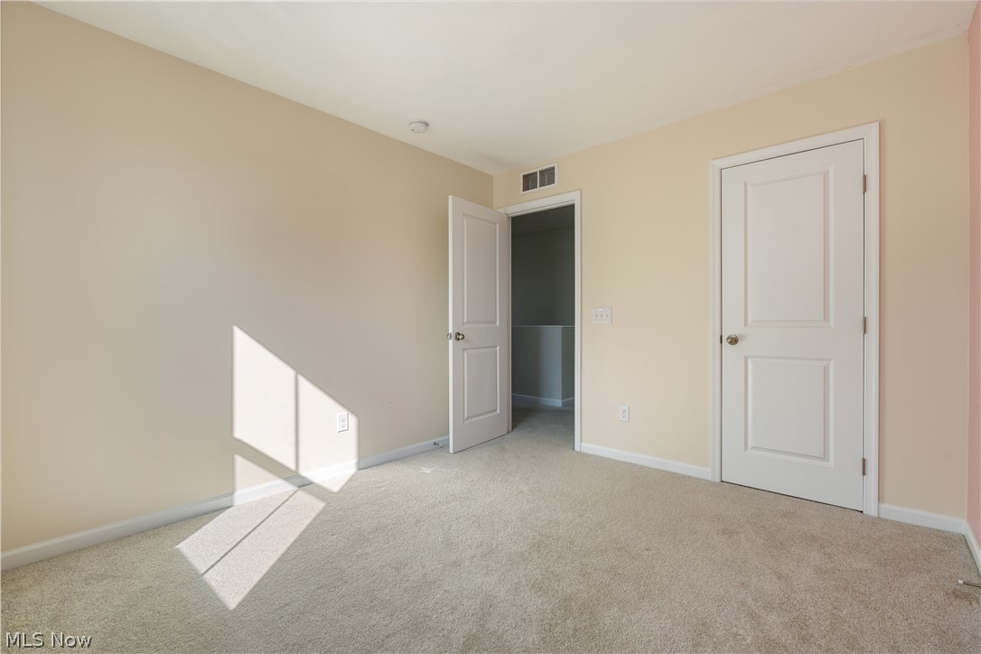 1860 Heron Creek Street NW Massillon OH 44647