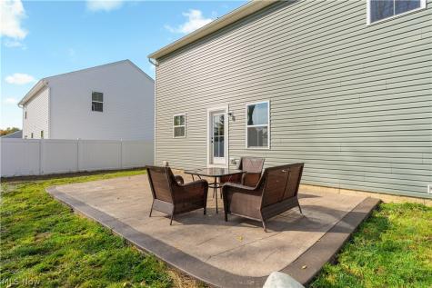 1860 Heron Creek Street NW Massillon OH 44647