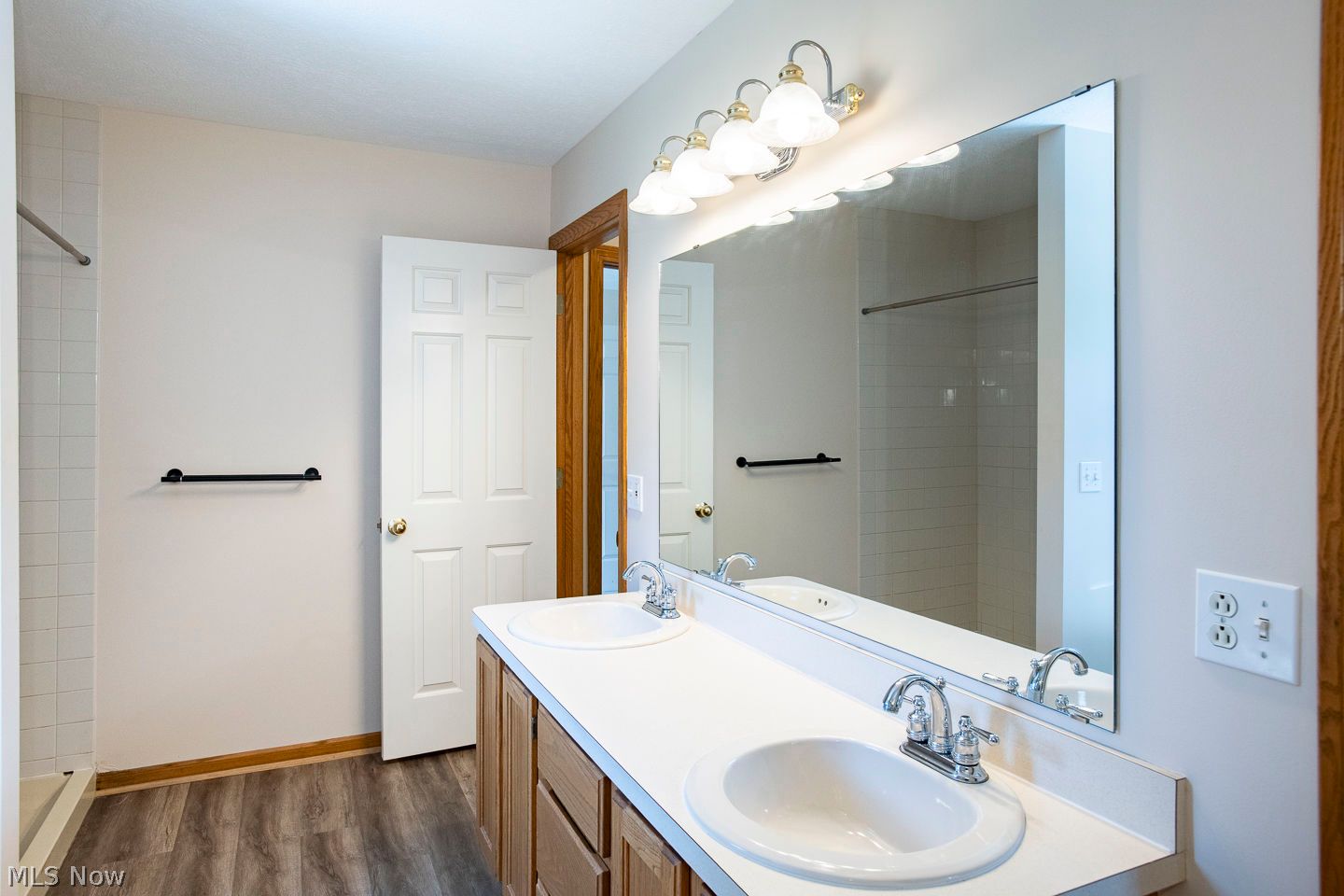 35743 Lorain Road North Ridgeville OH 44039