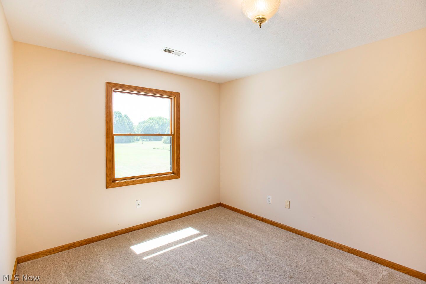 35743 Lorain Road North Ridgeville OH 44039