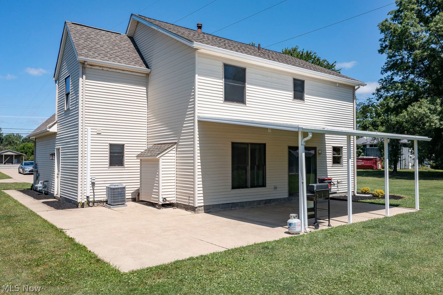 35743 Lorain Road North Ridgeville OH 44039