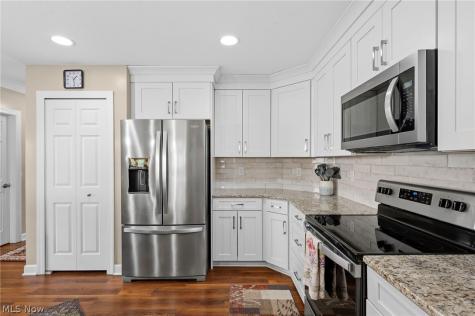 1584 Silver Oak Circle Twinsburg OH 44087
