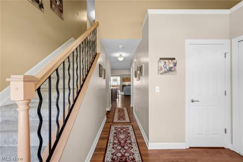 1584 Silver Oak Circle Twinsburg OH 44087