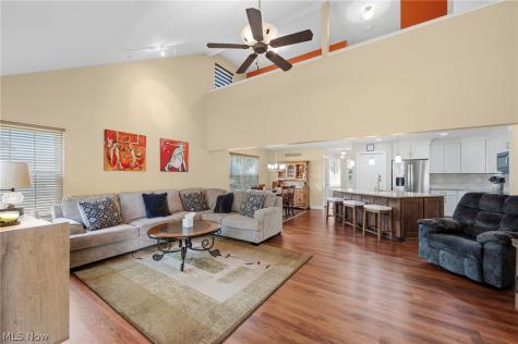 1584 Silver Oak Circle Twinsburg OH 44087