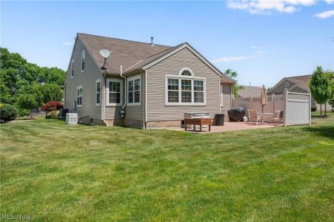 1584 Silver Oak Circle Twinsburg OH 44087