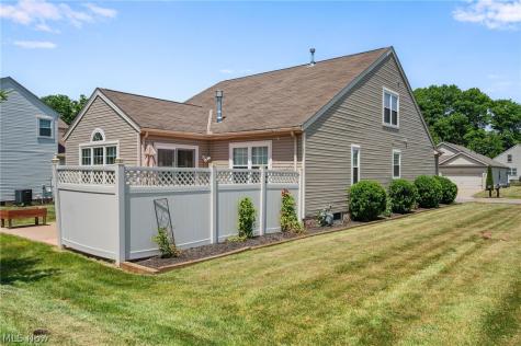 1584 Silver Oak Circle Twinsburg OH 44087
