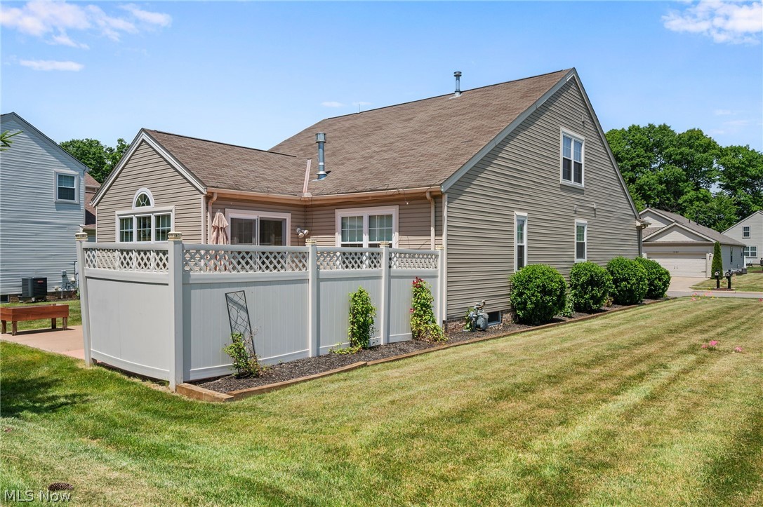 1584 Silver Oak Circle Twinsburg OH 44087