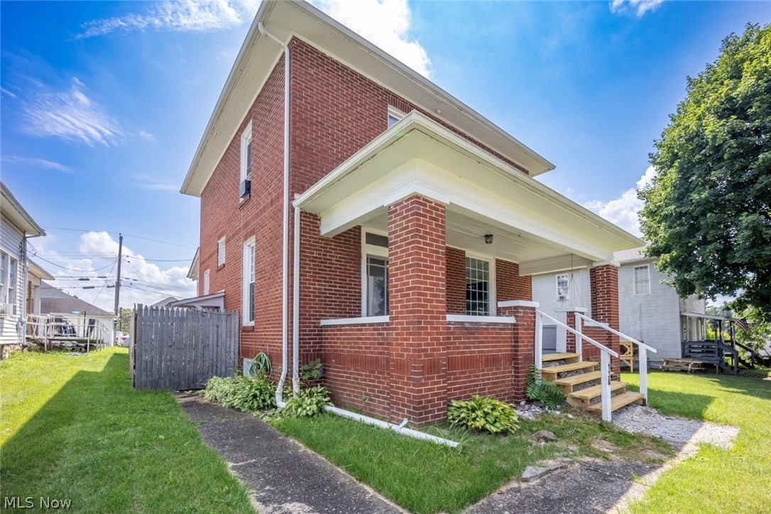 138 Hamline Avenue Zanesville OH 43701