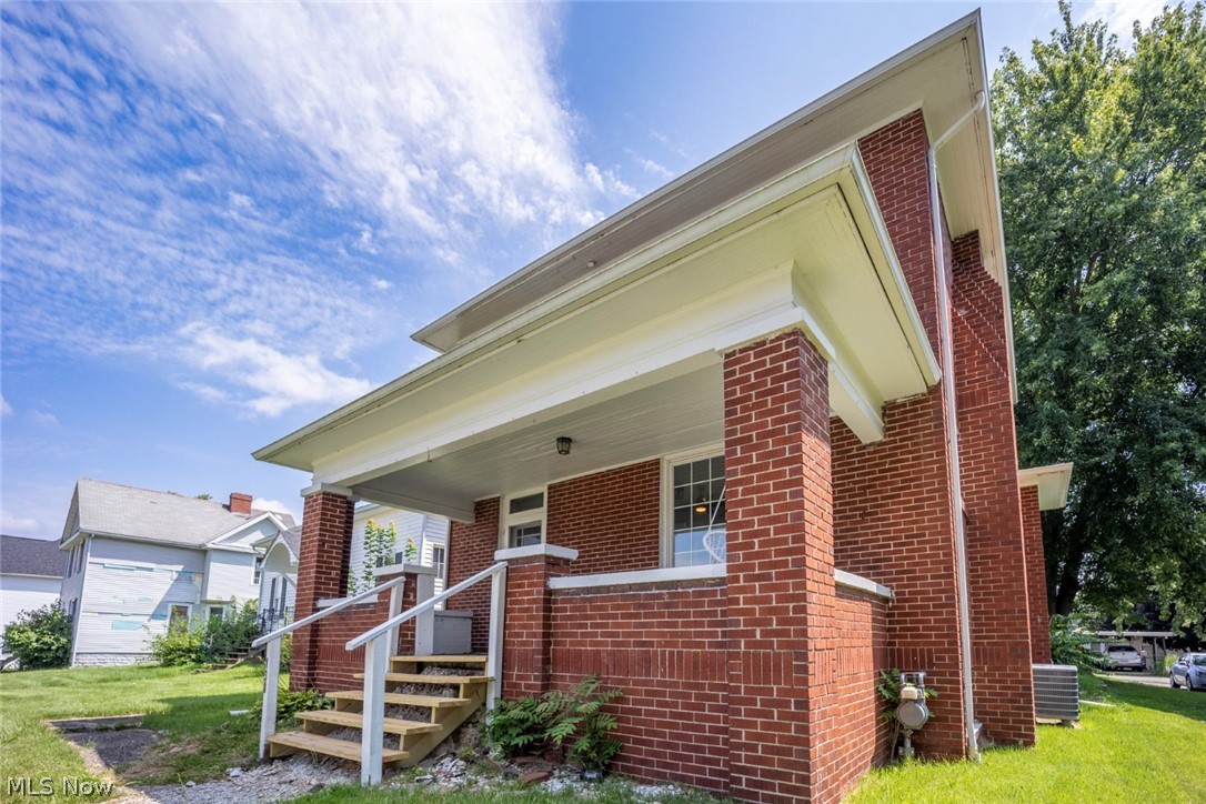 138 Hamline Avenue Zanesville OH 43701