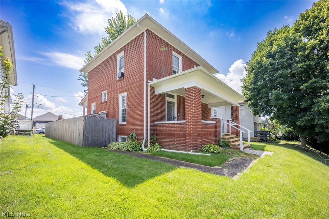 138 Hamline Avenue Zanesville OH 43701