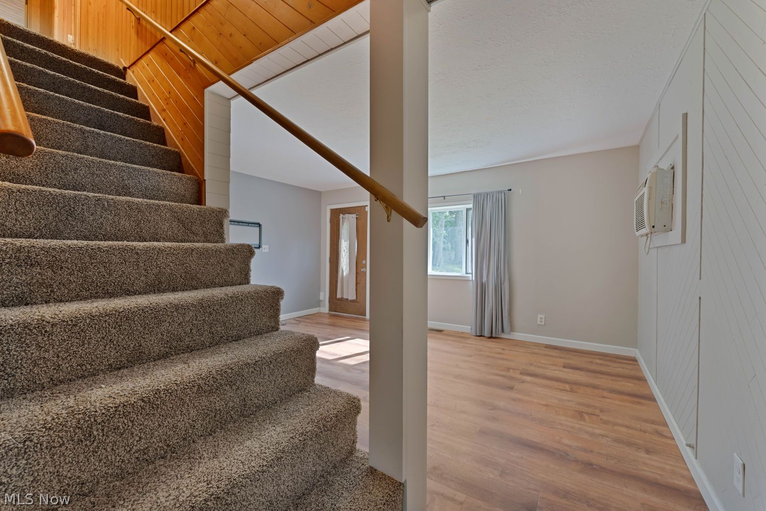 362 N Edgehill Avenue Youngstown OH 44515