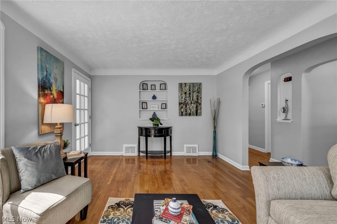 4369 Prasse Road South Euclid OH 44121