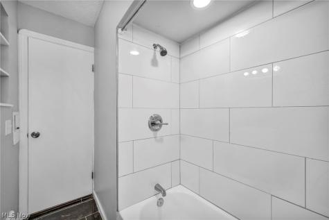 4369 Prasse Road South Euclid OH 44121