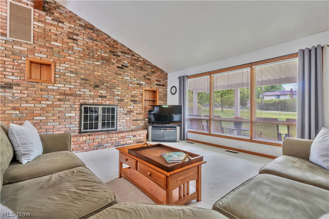 10548 Briar Hill Drive Kirtland OH 44094