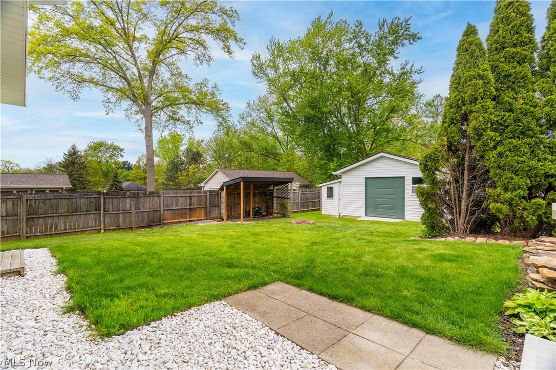 10548 Briar Hill Drive Kirtland OH 44094