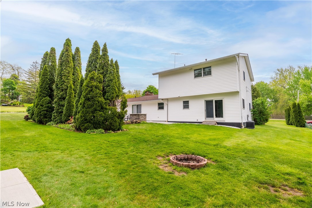10548 Briar Hill Drive Kirtland OH 44094
