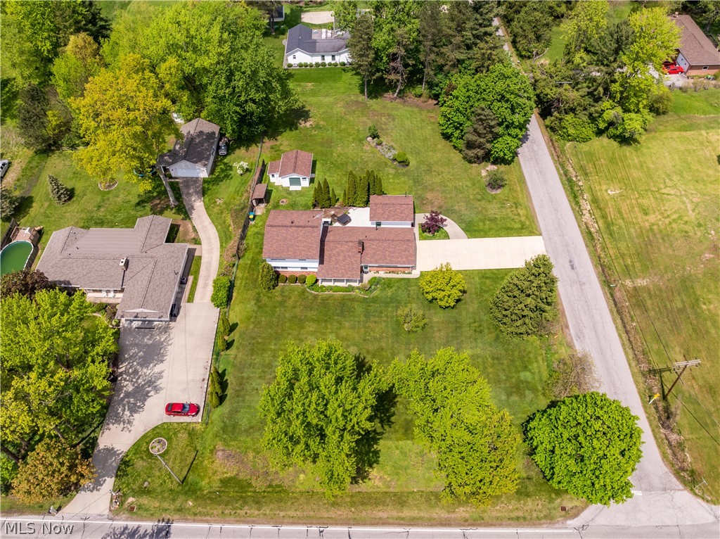 10548 Briar Hill Drive Kirtland OH 44094