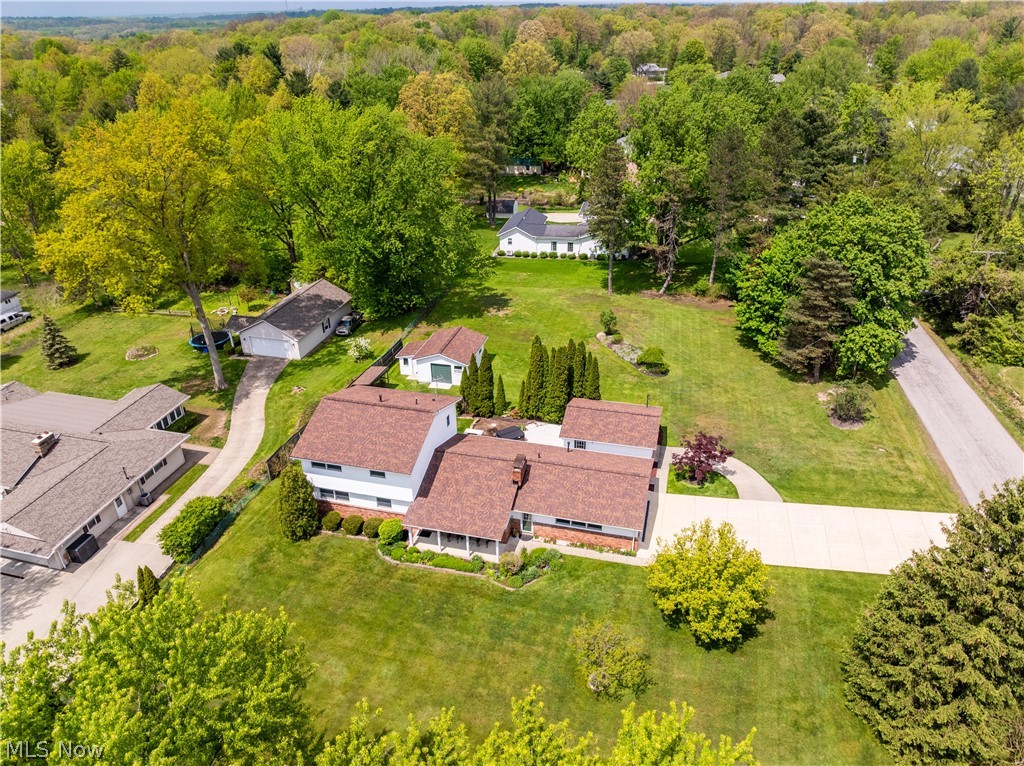 10548 Briar Hill Drive Kirtland OH 44094