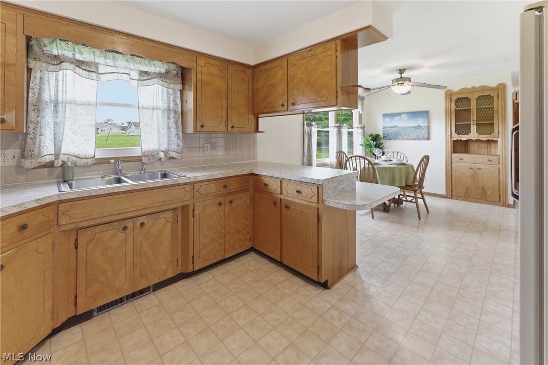 1708 Edmar Street Louisville OH 44641