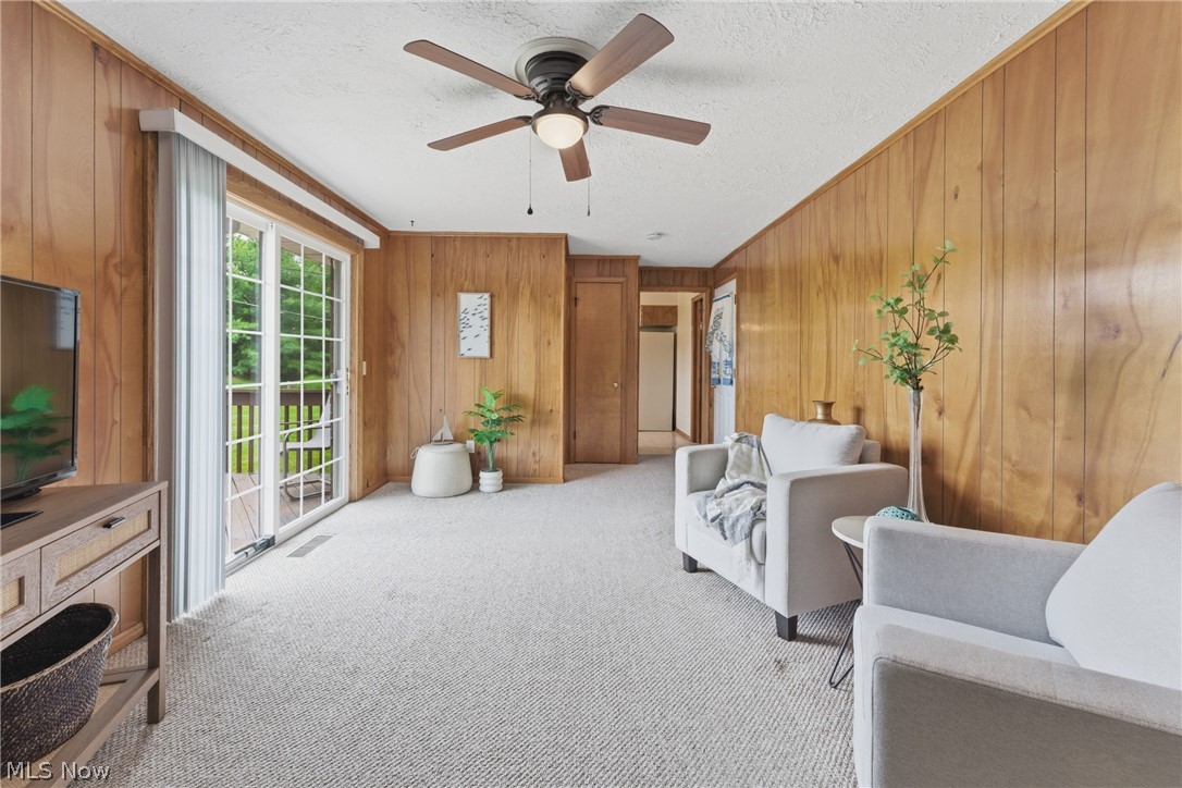 1708 Edmar Street Louisville OH 44641