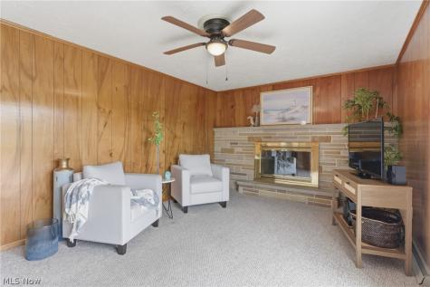 1708 Edmar Street Louisville OH 44641
