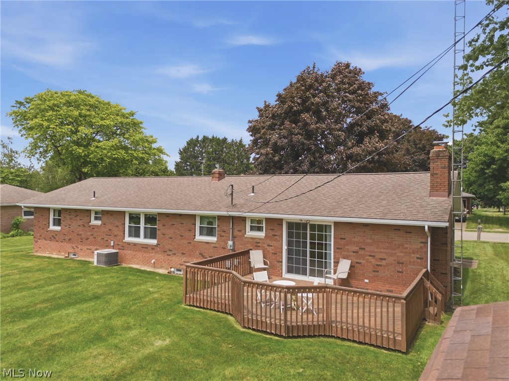 1708 Edmar Street Louisville OH 44641