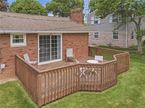 1708 Edmar Street Louisville OH 44641
