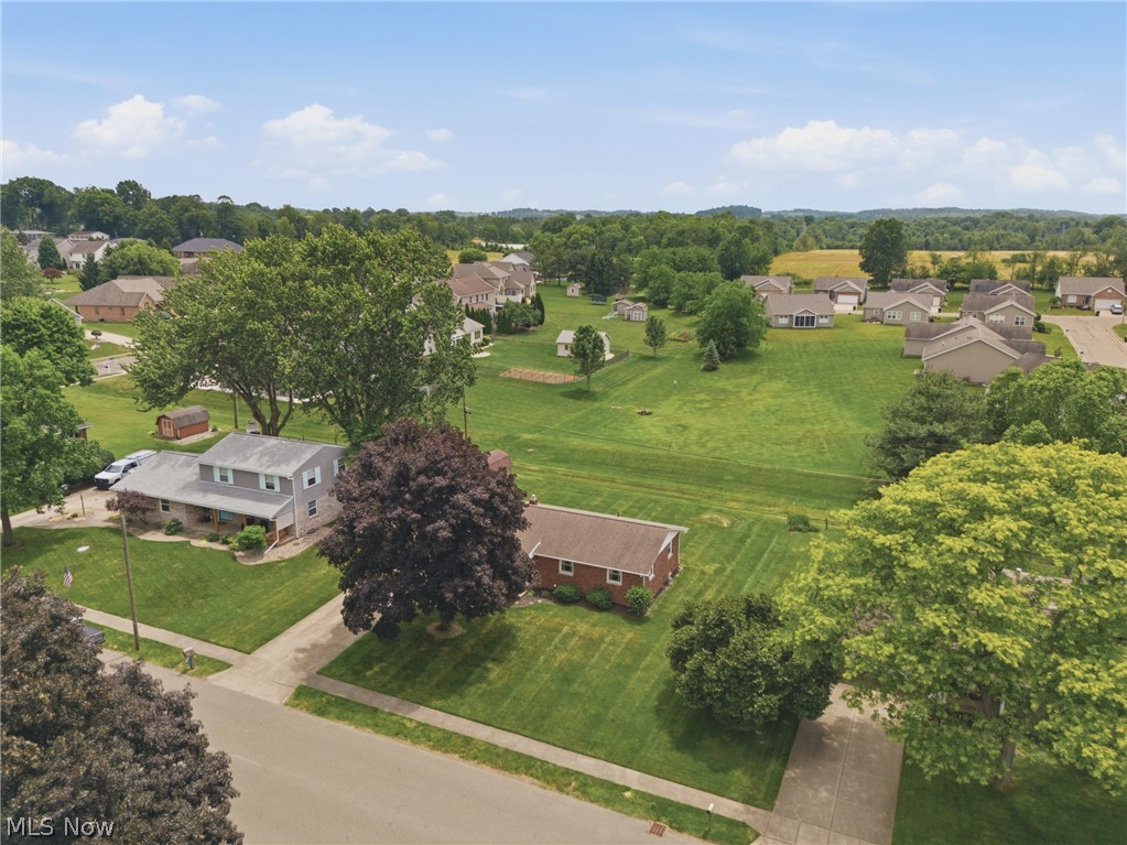 1708 Edmar Street Louisville OH 44641