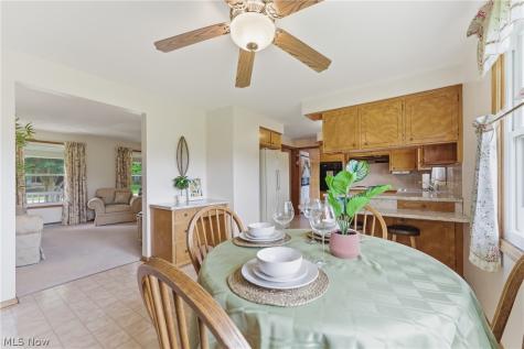 1708 Edmar Street Louisville OH 44641