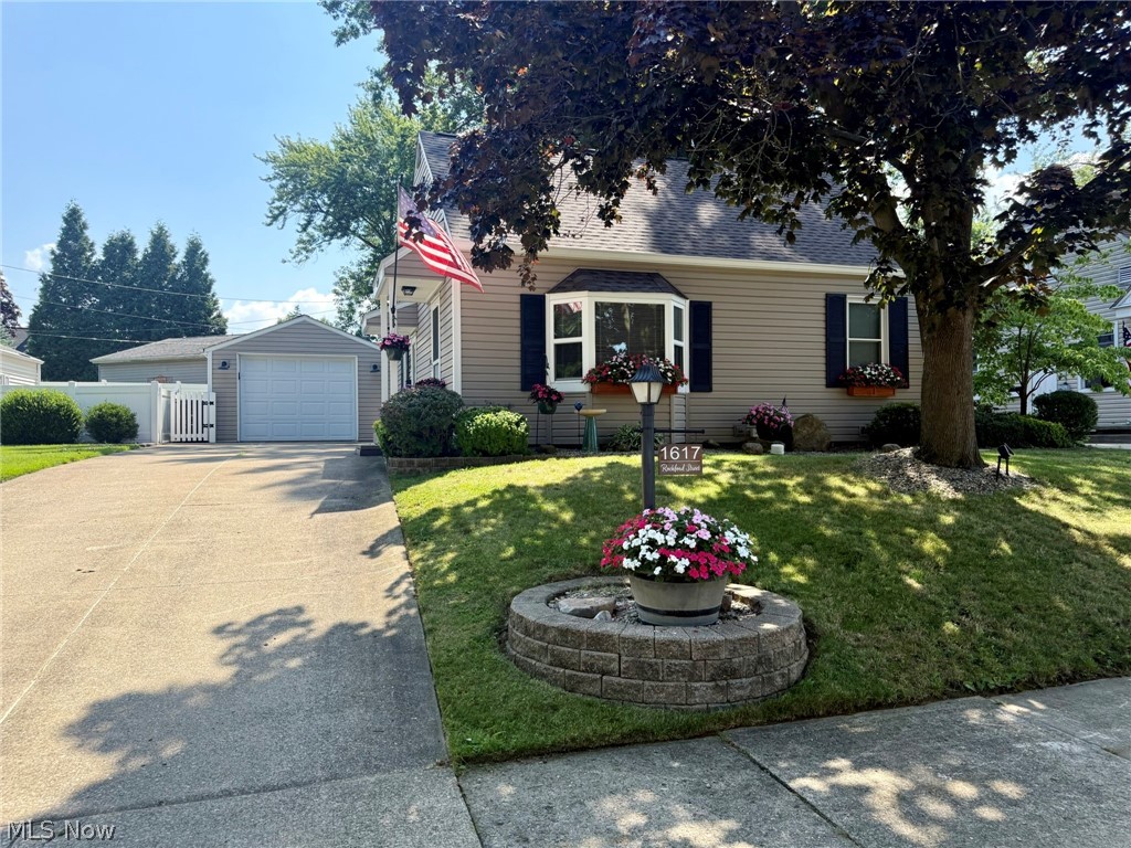 1617 Rockford Street Akron OH 44301