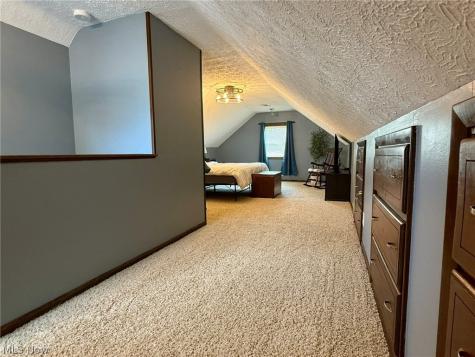 1617 Rockford Street Akron OH 44301